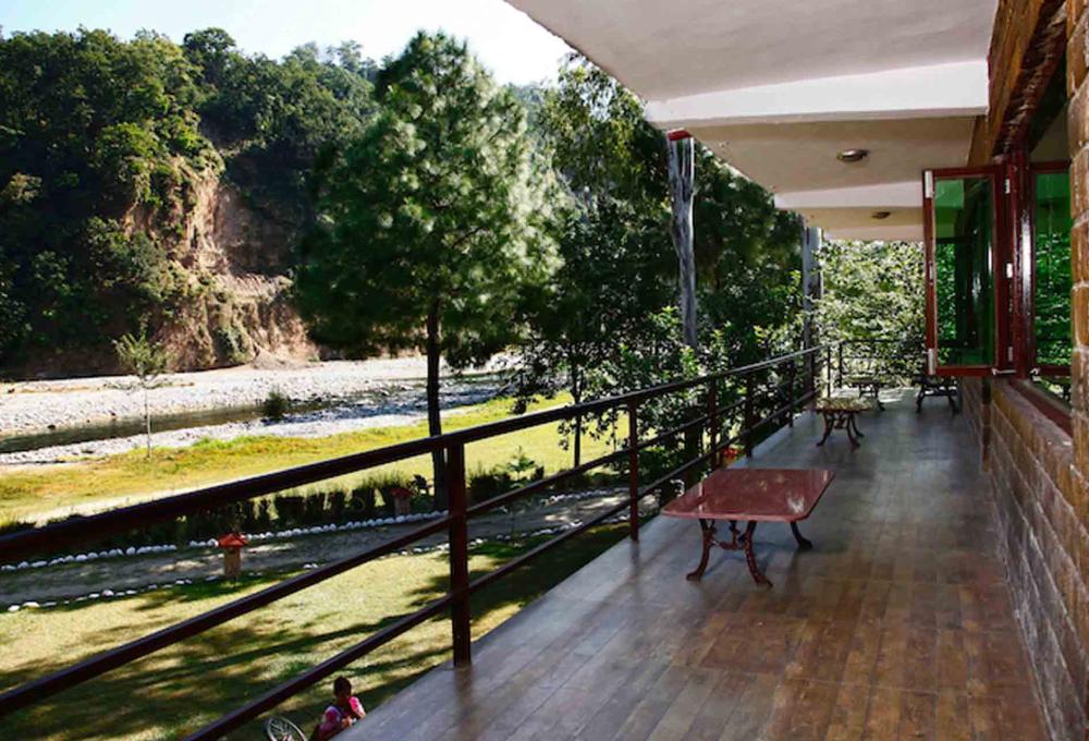 Corbett River Side Resort